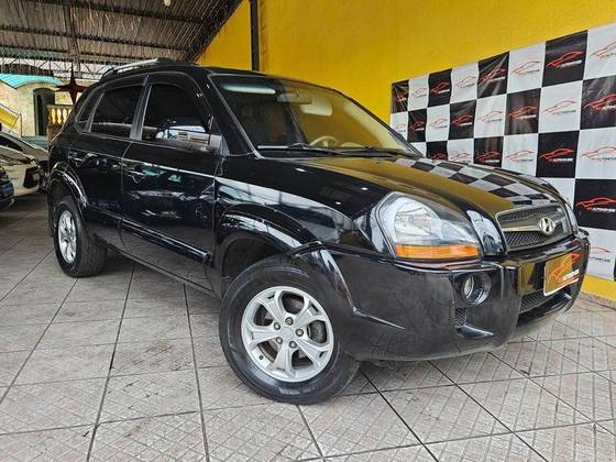 HYUNDAI TUCSON 2.0 MPFI GLS 16V 143CV 2WD FLEX 4P AUTOMÁTICO HYUNDAI TUCSON 2.0 MPFI GLS 16V 143CV 2WD FLEX 4P AUTOMÁTICO